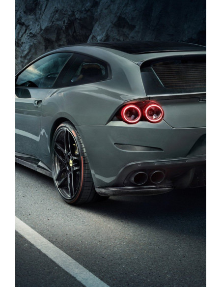 NOVITEC Ferrari GTC4 Lusso + T Becquet de Coffre Carbone