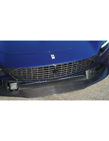 NOVITEC Ferrari Roma Calandre avant Carbone