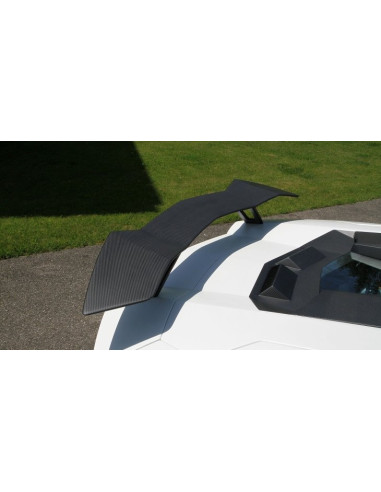 NOVITEC Lamborghini Aventador / Roadster + S Aileron Arrière Carbone
