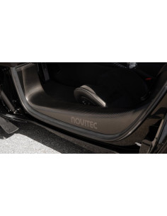 NOVITEC McLaren ARTURA Seuil de Porte Carbone 2